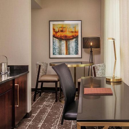 Doubletree By Hilton Youngstown Downtown Dış mekan fotoğraf