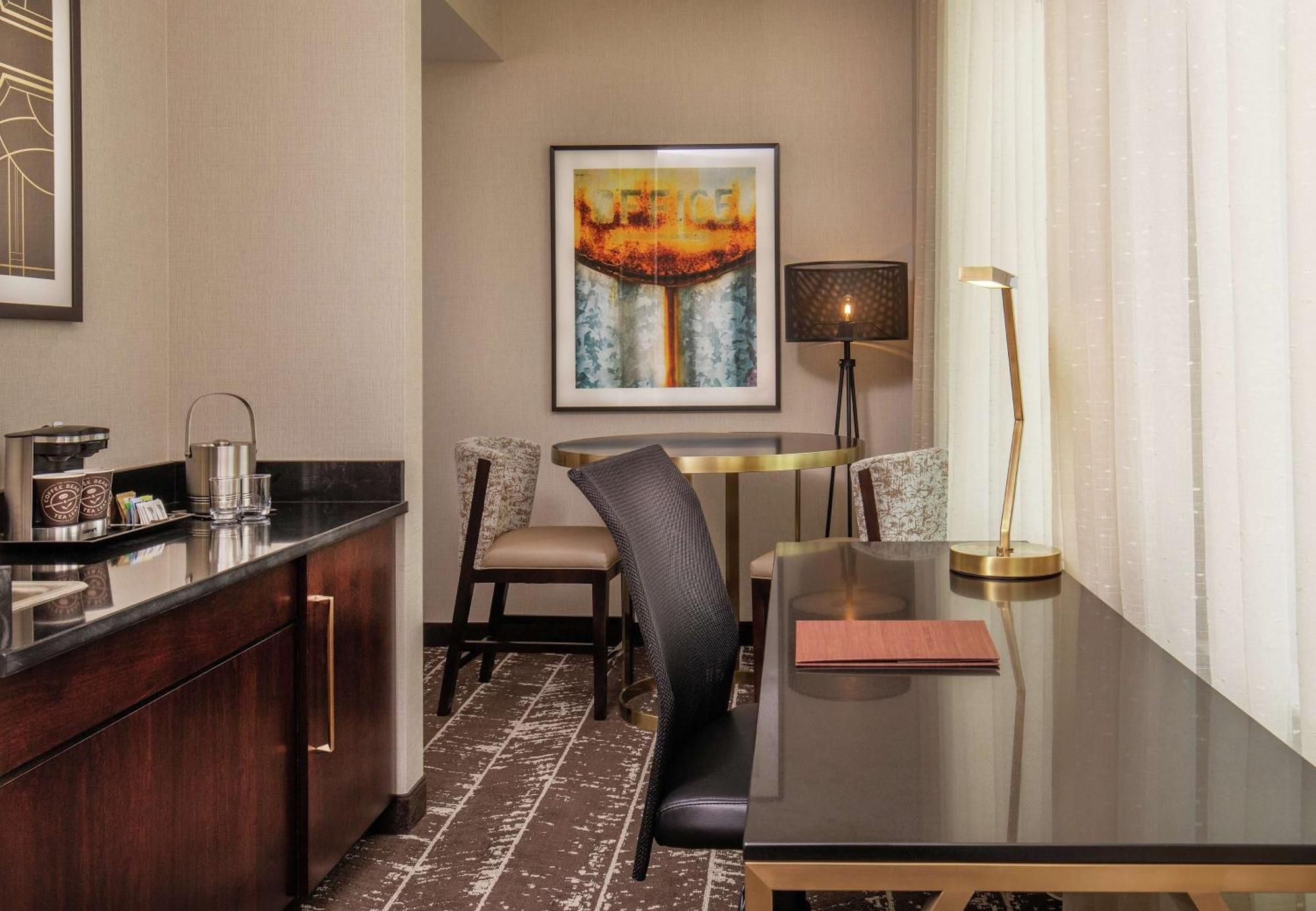 Doubletree By Hilton Youngstown Downtown Dış mekan fotoğraf