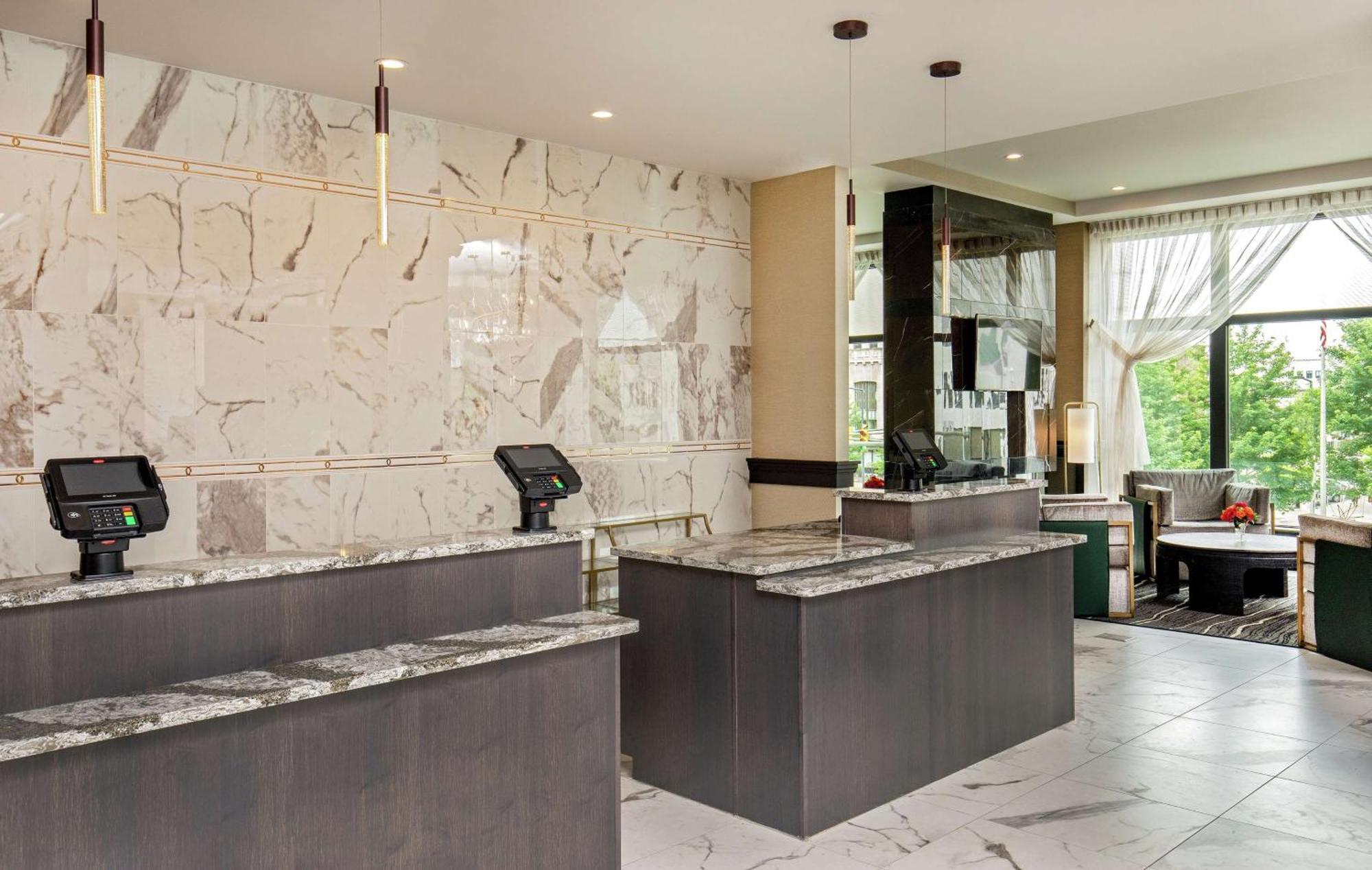 Doubletree By Hilton Youngstown Downtown Dış mekan fotoğraf