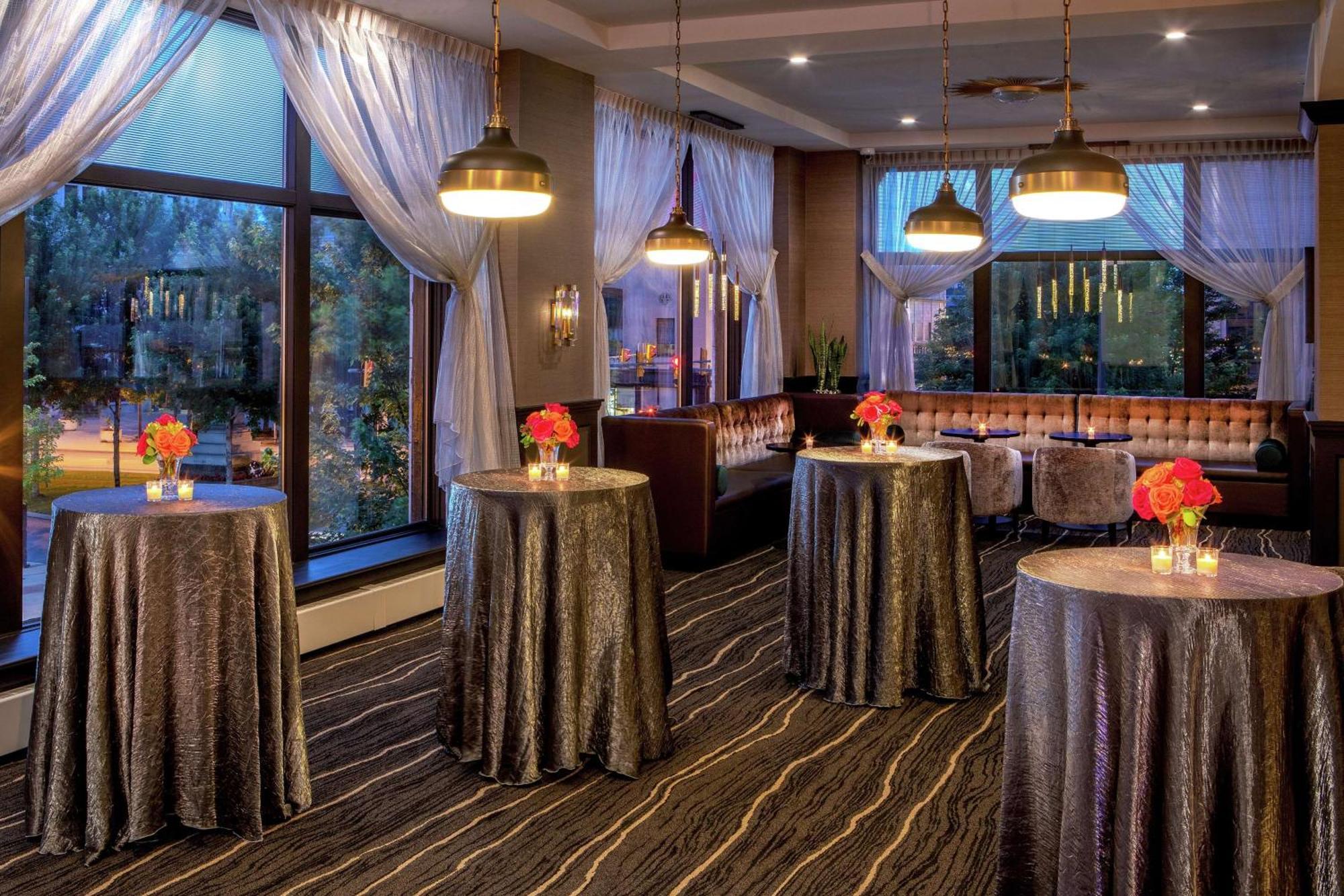 Doubletree By Hilton Youngstown Downtown Dış mekan fotoğraf